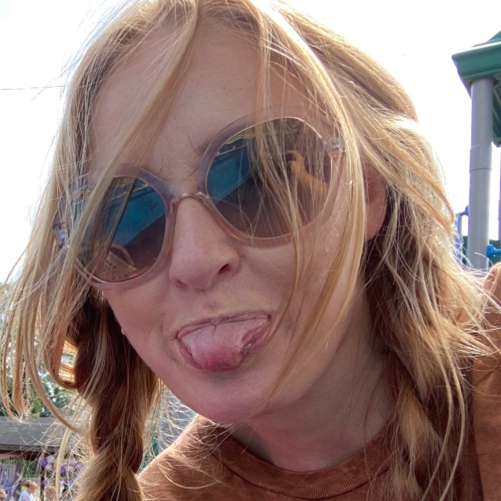 Meet your Posher, Karen
